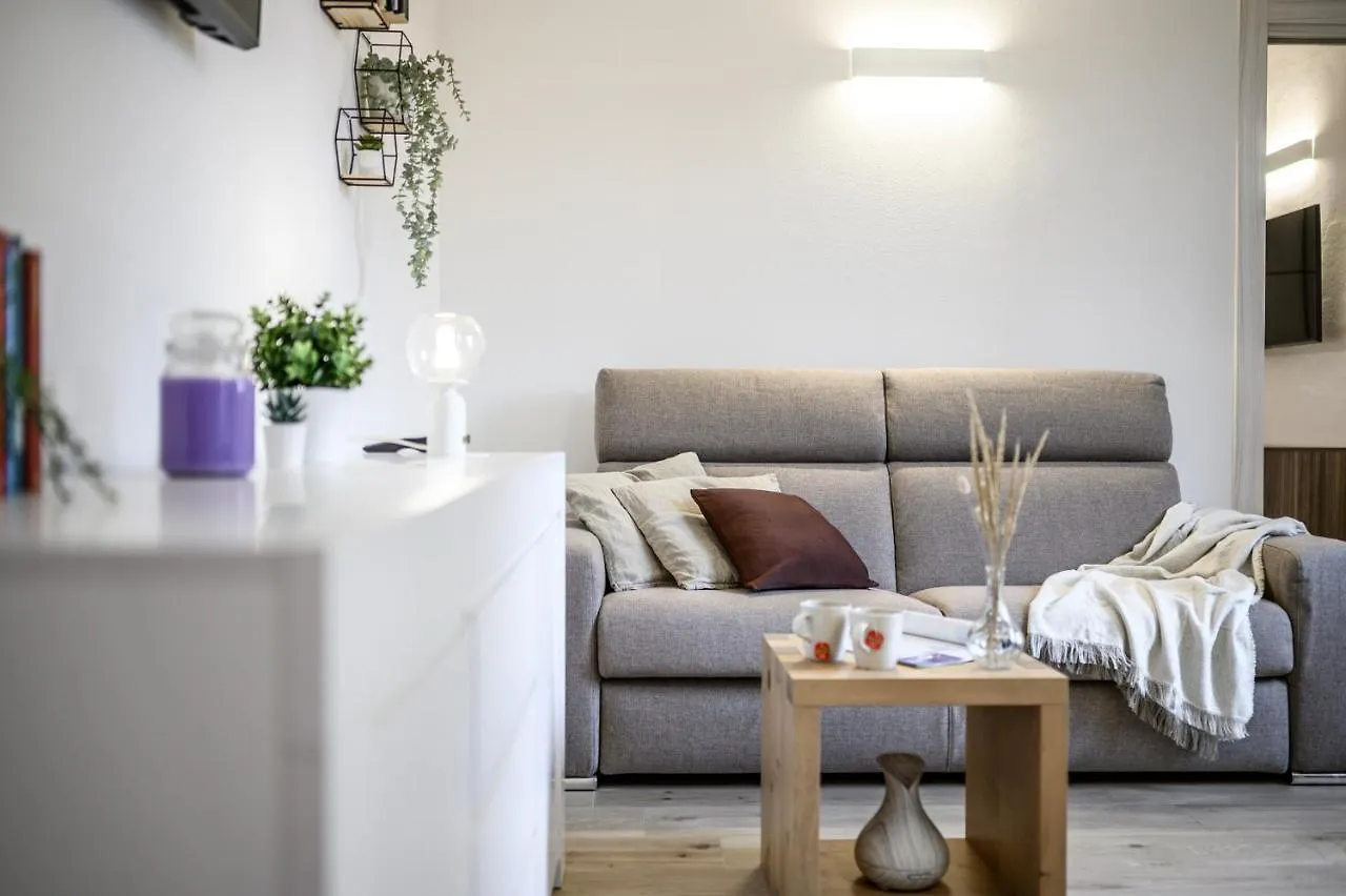 Apartment Nella Corte Del Mulino, 1 Passo Dal Centro Con Parcheggio Modena